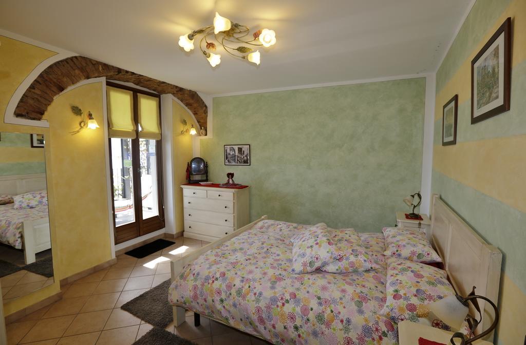 קנרו ריביירה Casale Fe-Wo - Appartamenti Con Vista Lago מראה חיצוני תמונה